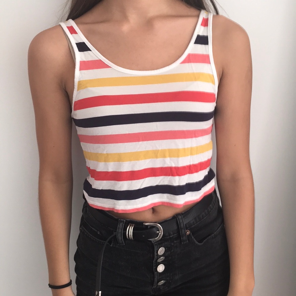 cropped tank top